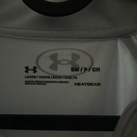 Under Armour small - Picture 2 of 2